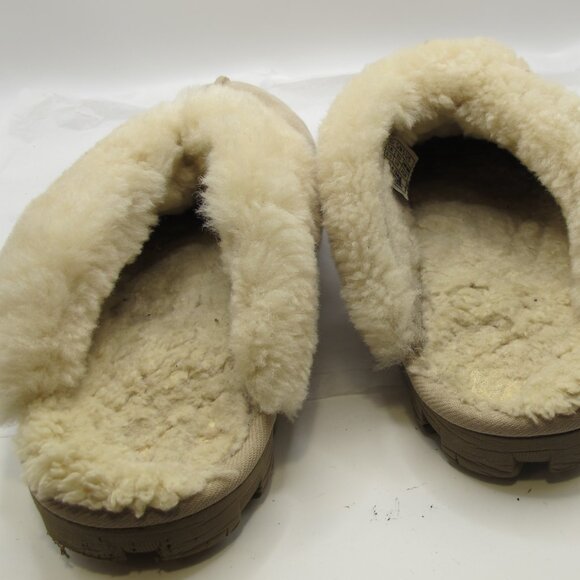 UGG beige slip-on mules in 8 - Picture 3 of 5